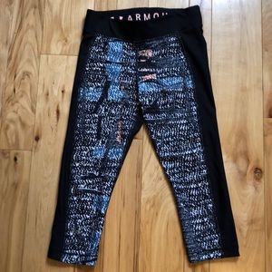 Like new under armor cropped leggings